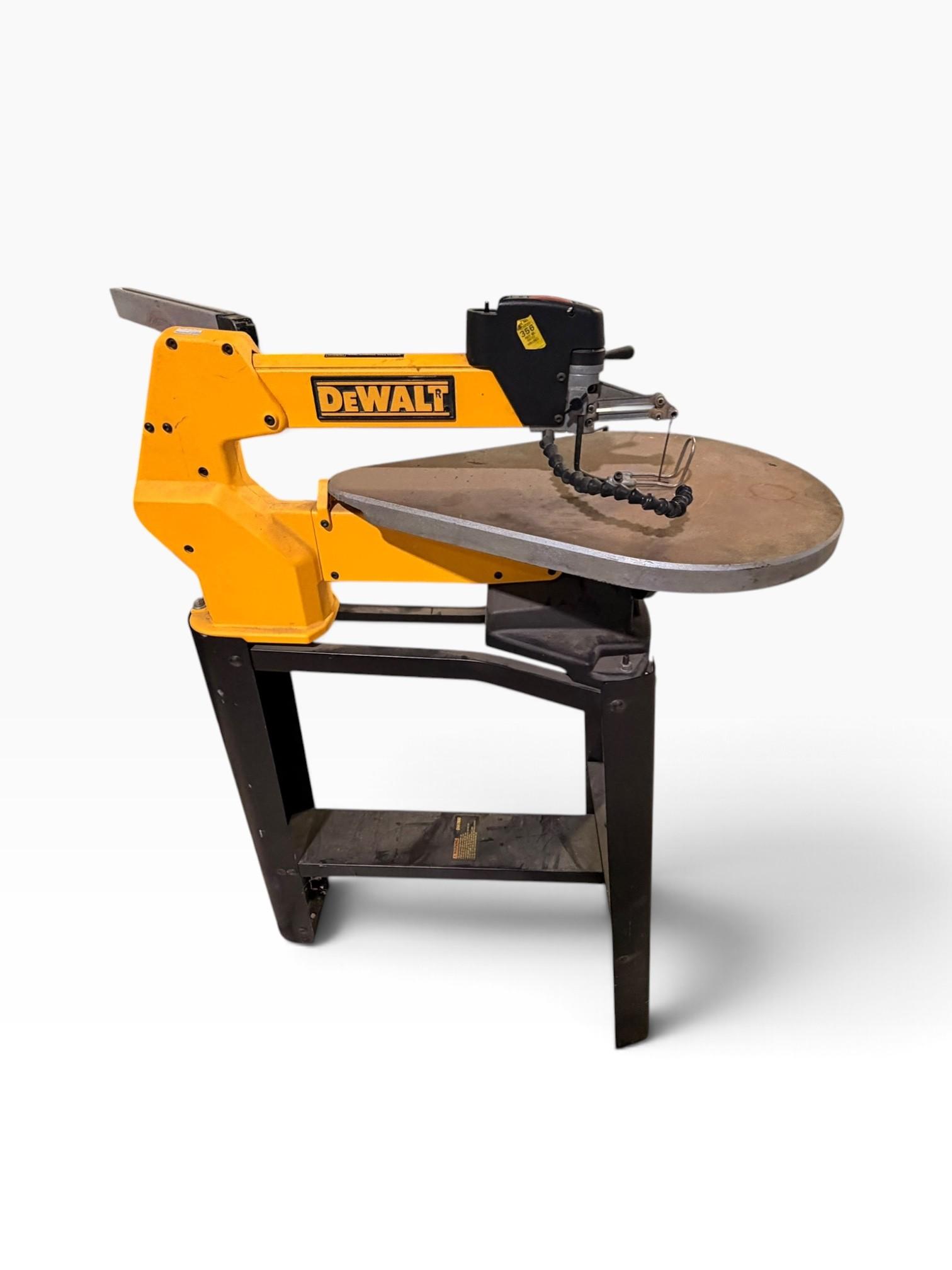 Actual lot photo: DEWALT DW788 20” Variable-Speed Scroll Saw with Stand – Tested & Working